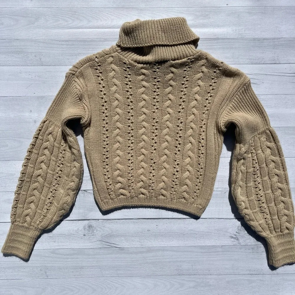 Pretty Little Thing Petite Khaki Roll Neck Crop Turtleneck Sweater Size S - Picture 4 of 13